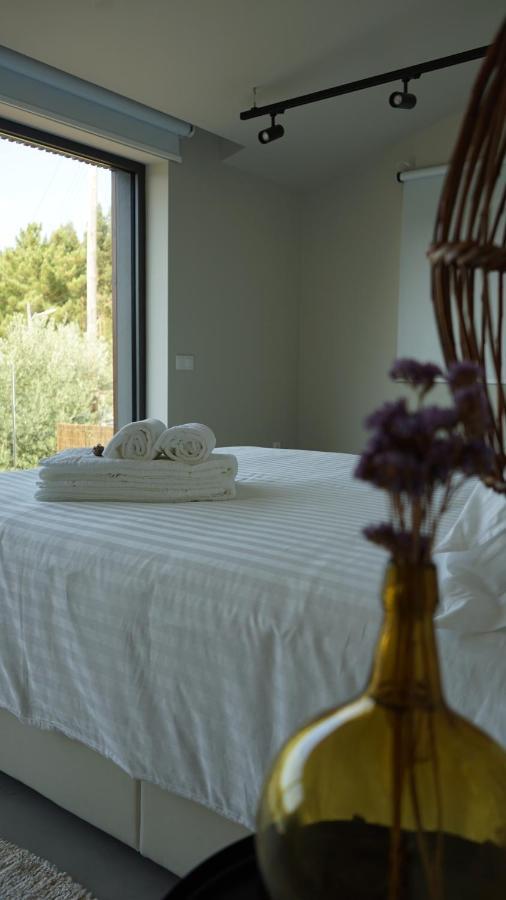 Zab Living Bed & Breakfast Vila de Rei Exterior photo